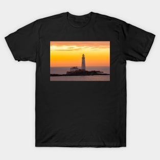 St marys island lighthouse at sunrise T-Shirt